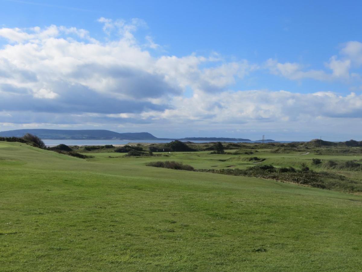 Four Seasons Guest House Pembrey Buitenkant foto