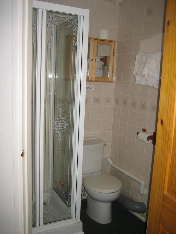 Four Seasons Guest House Pembrey Kamer foto