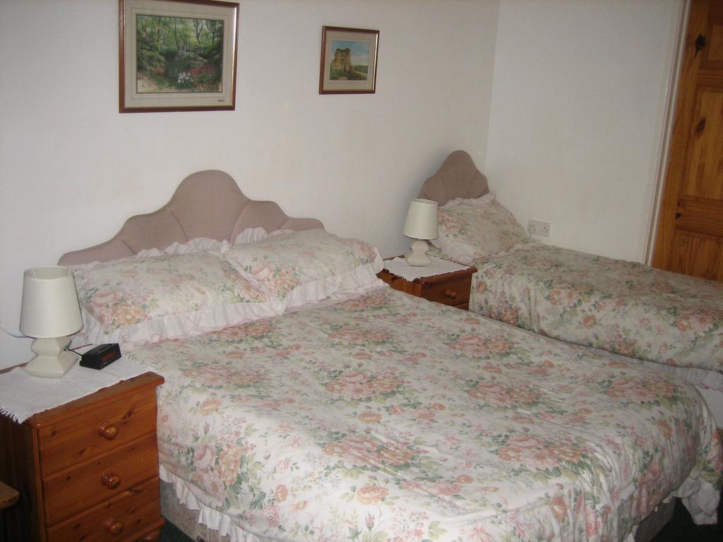 Four Seasons Guest House Pembrey Kamer foto