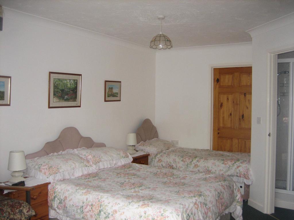 Four Seasons Guest House Pembrey Kamer foto