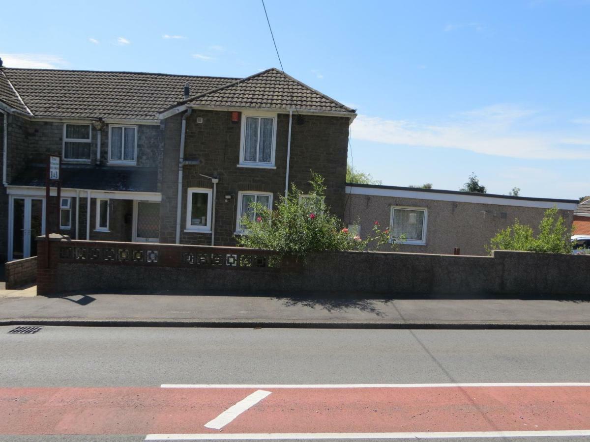 Four Seasons Guest House Pembrey Buitenkant foto